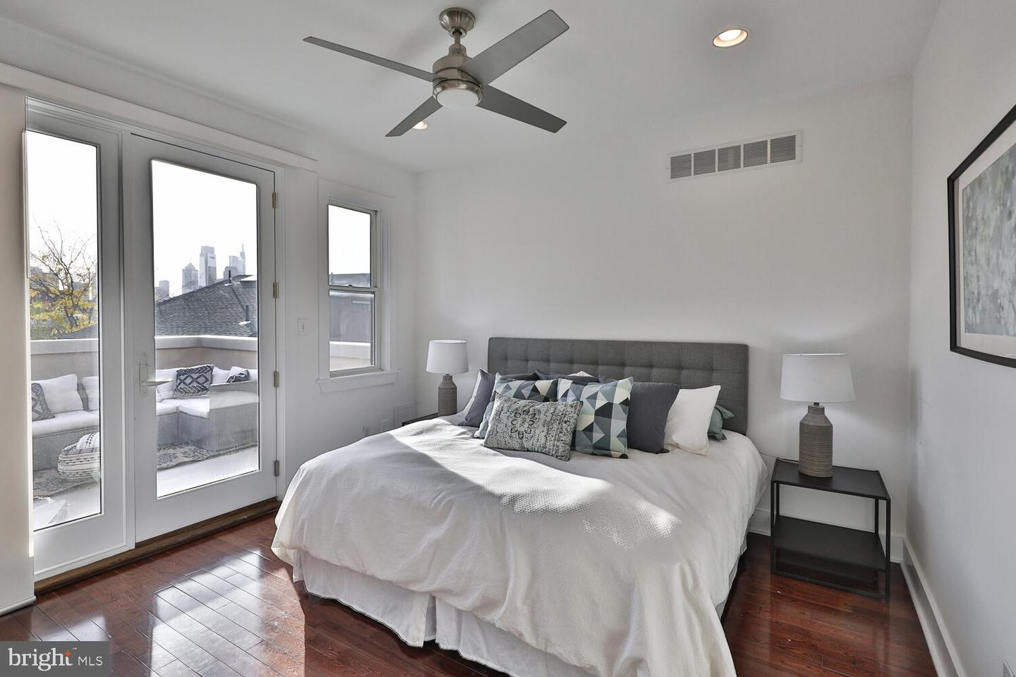 461 Myrtle St