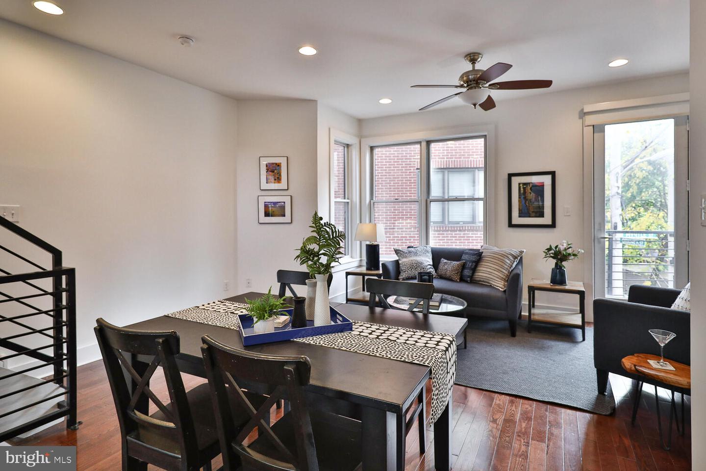 461 Myrtle St