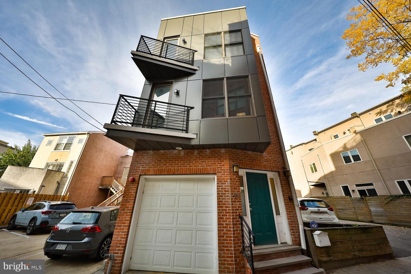 461 Myrtle St