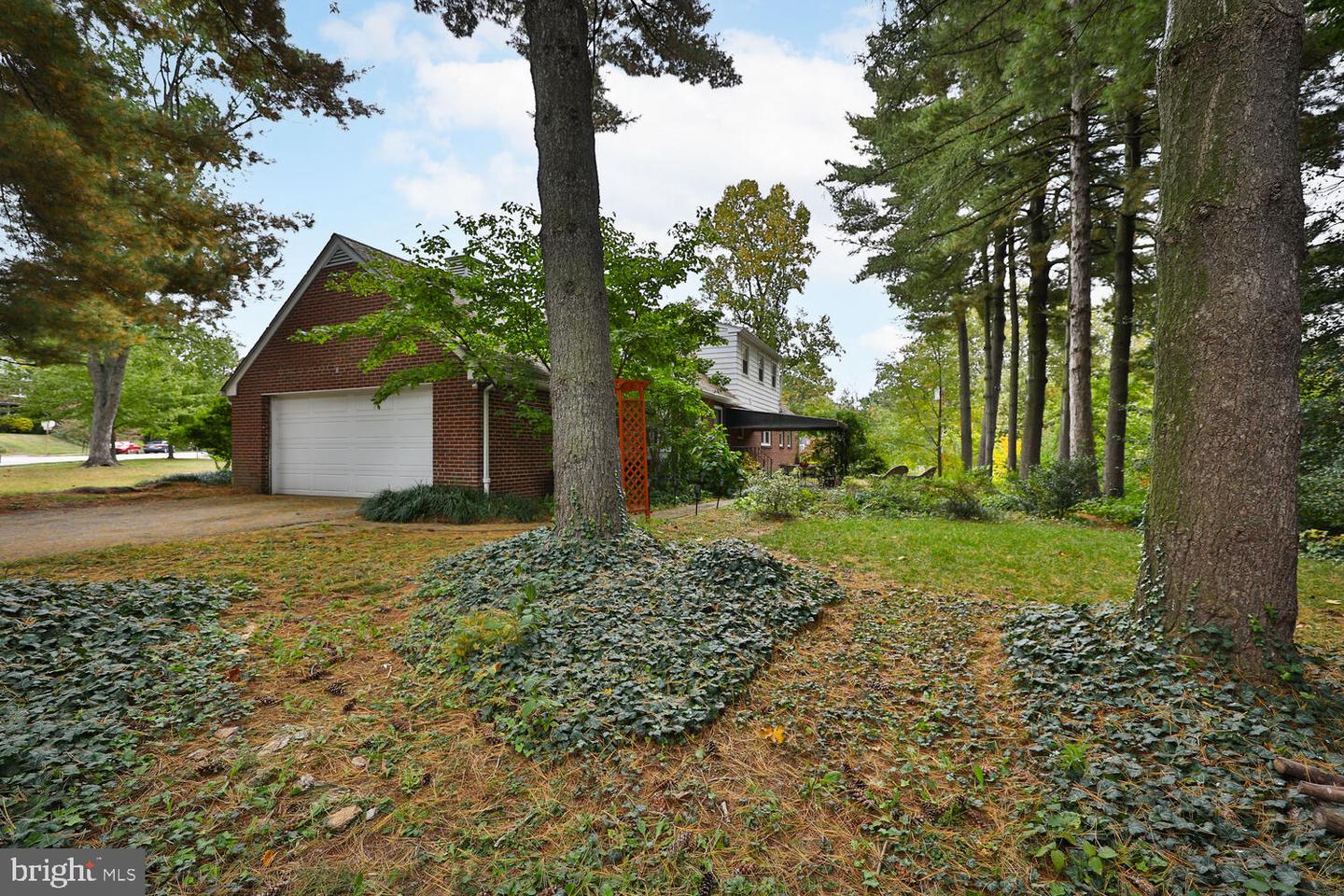 3400 W Coulter St