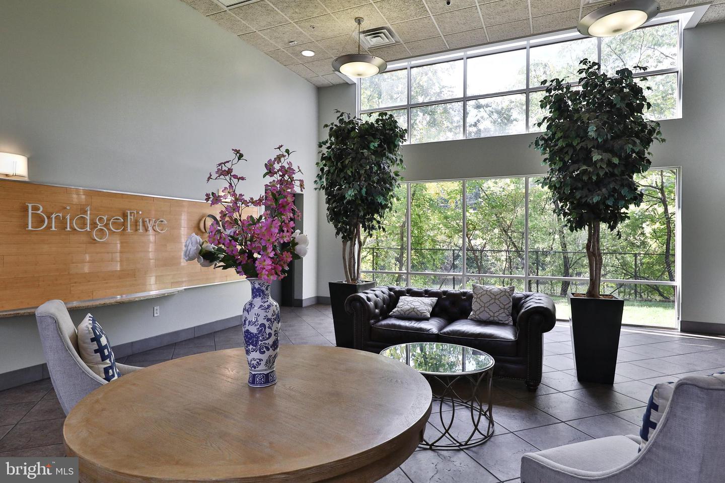 3750-78 Main St #204