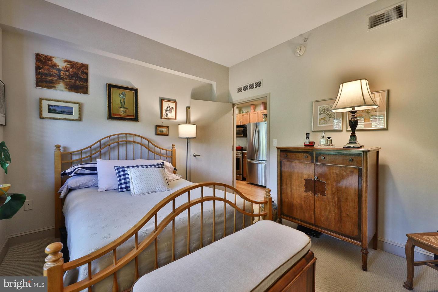 3750-78 Main St #204