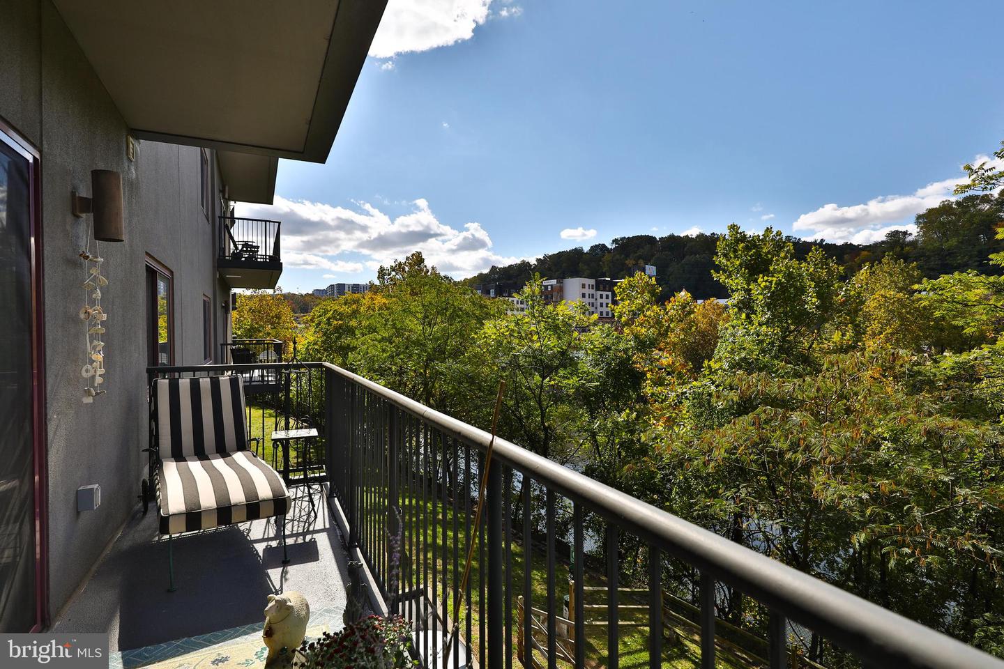 3750-78 Main St #204