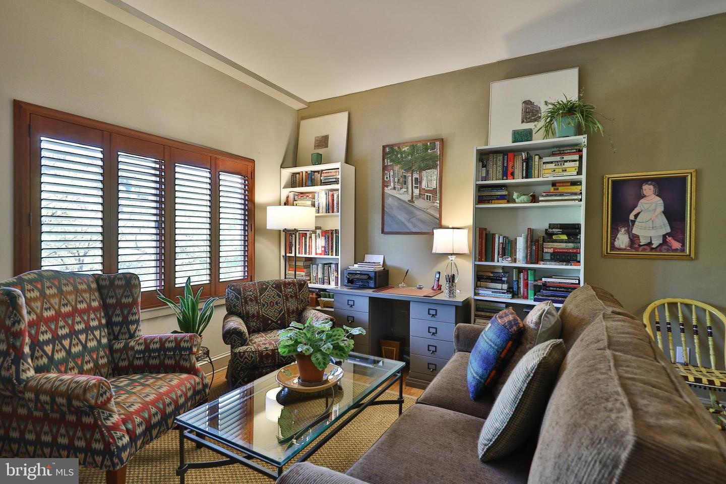 3750-78 Main St #204