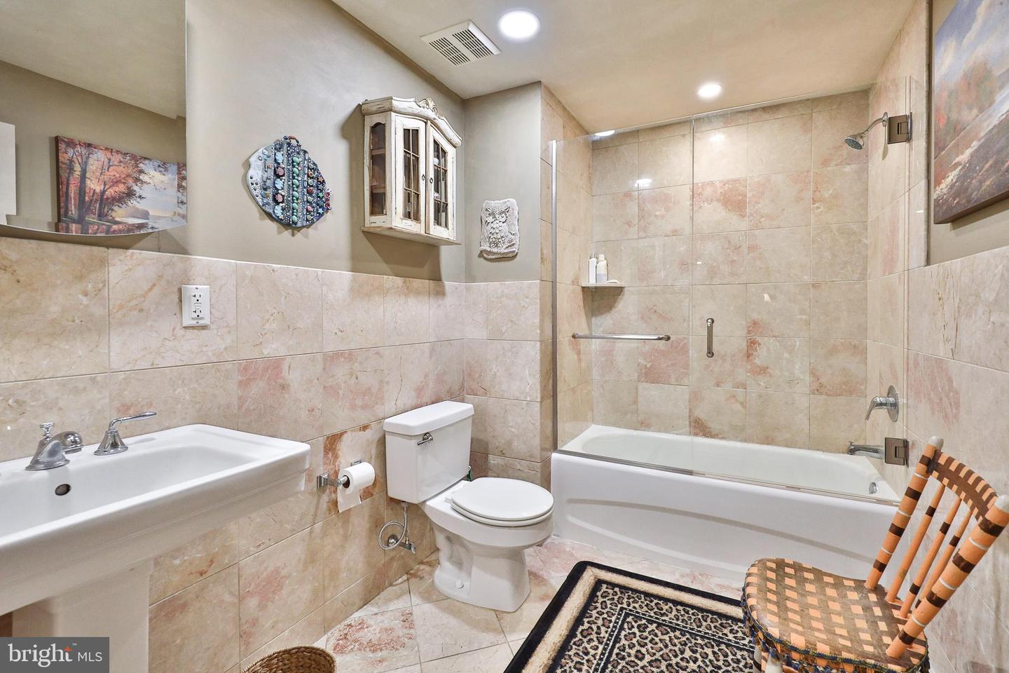 3750-78 Main St #204