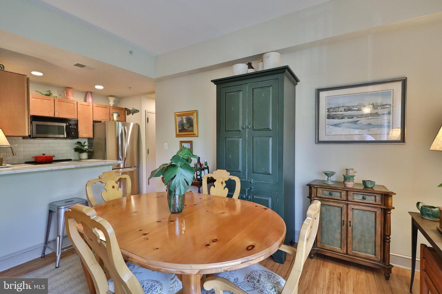 3750-78 Main St #204