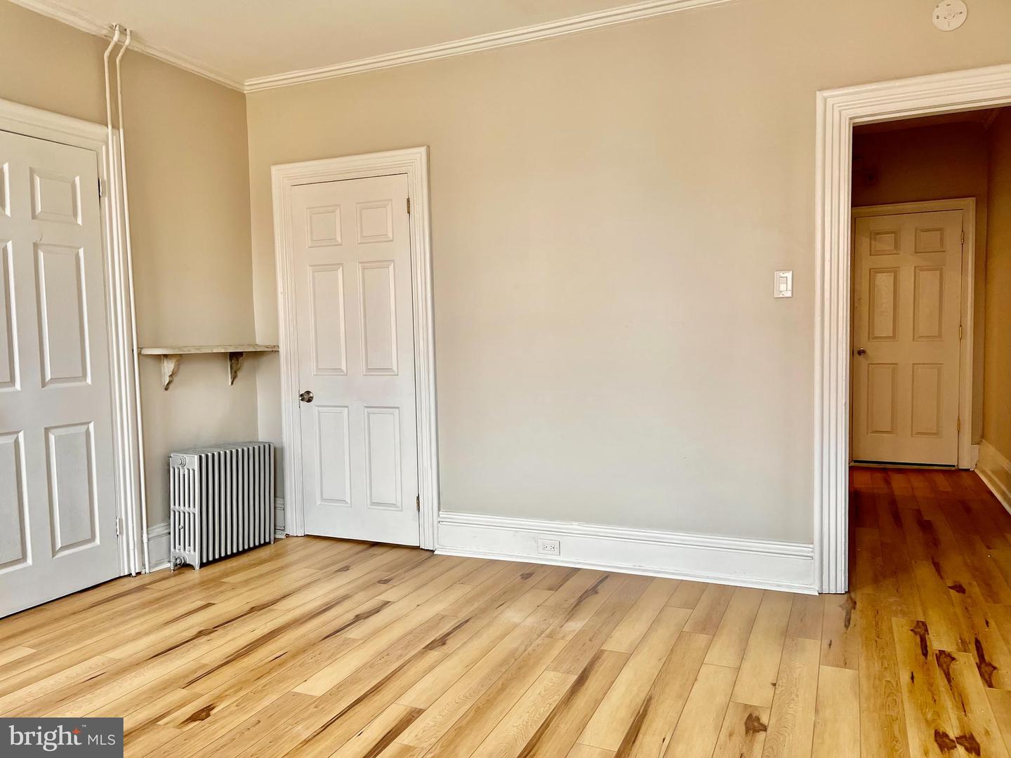 2314 E Cumberland St #2f