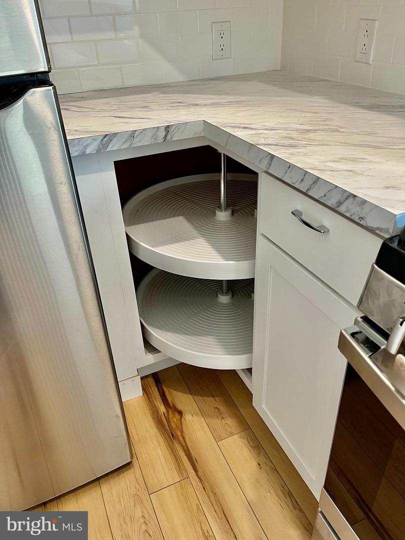 2314 E Cumberland St #2f