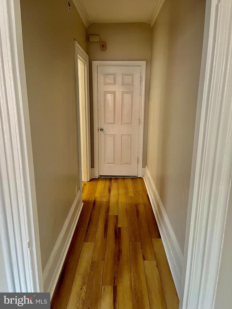 2314 E Cumberland St #2f