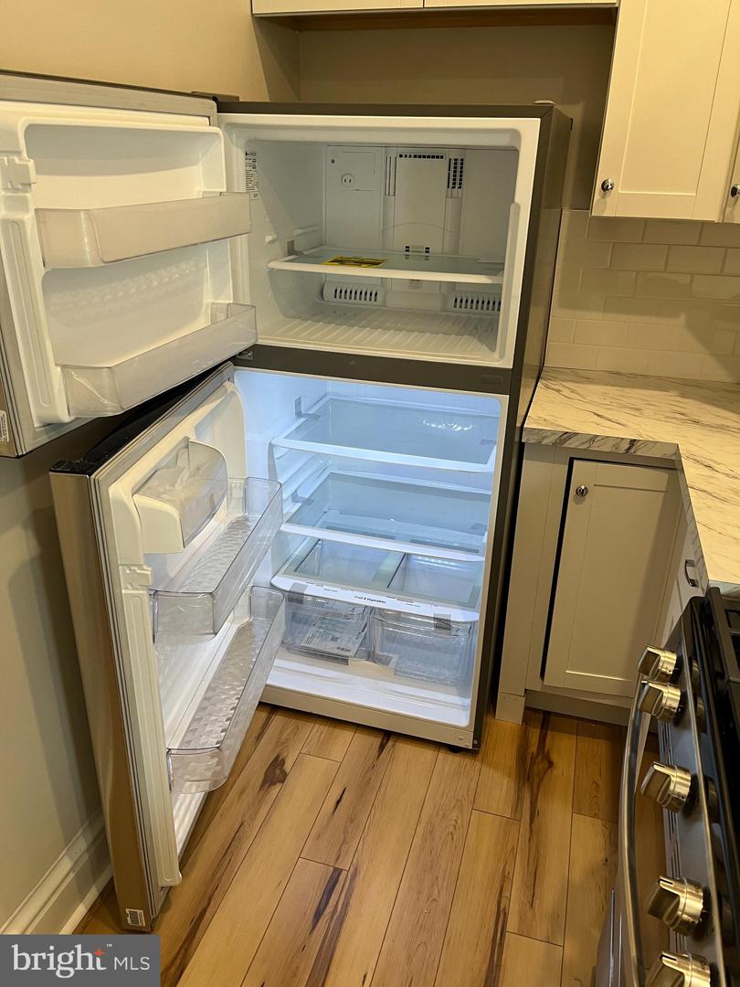 2314 E Cumberland St #2f