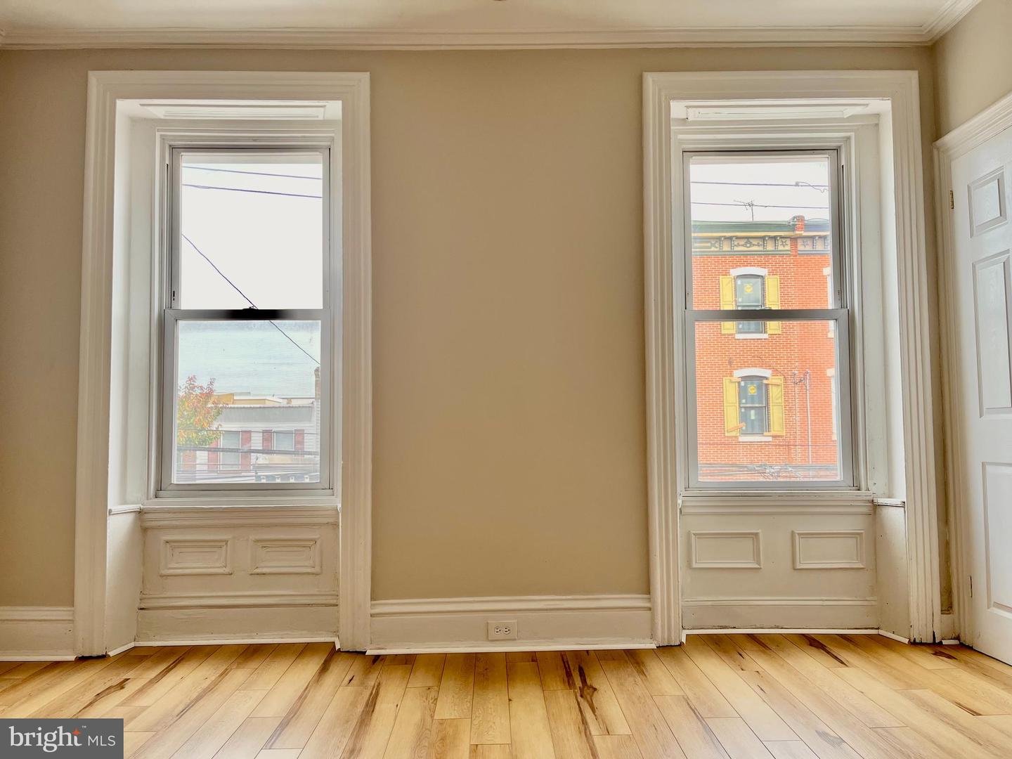 2314 E Cumberland St #2f