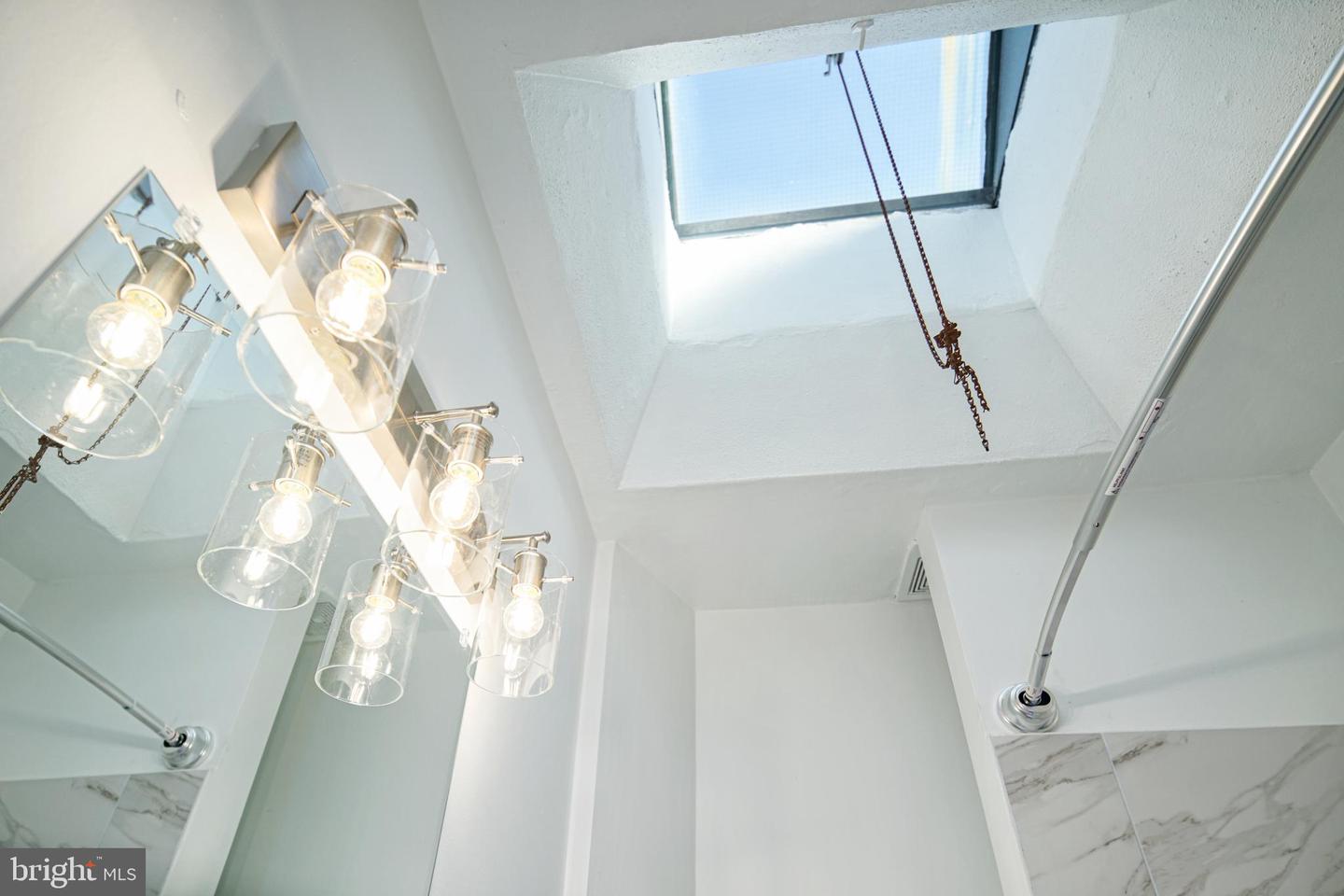 3858 Haverford Ave #5