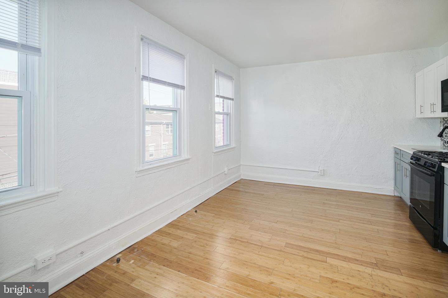 3858 Haverford Ave #5