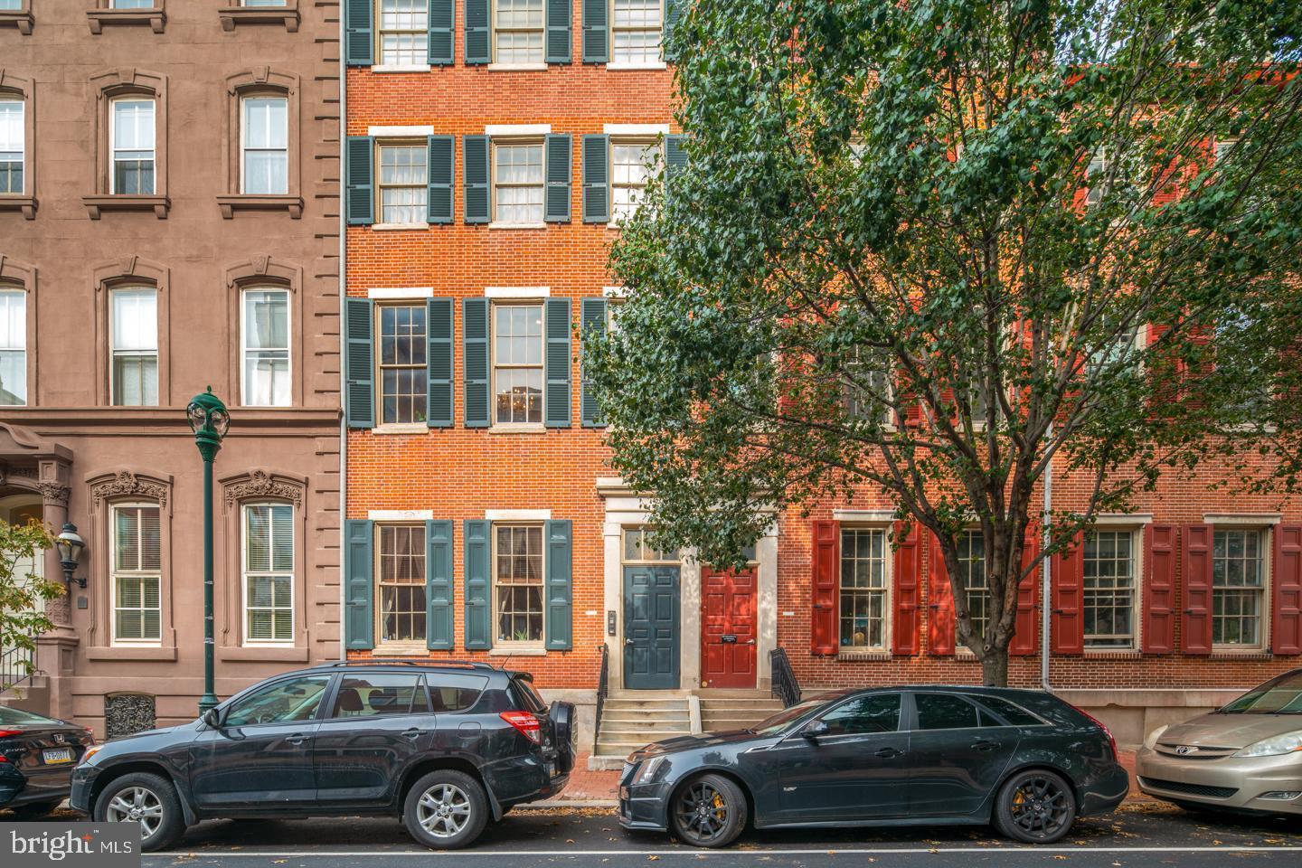 1029-33 Spruce St #200