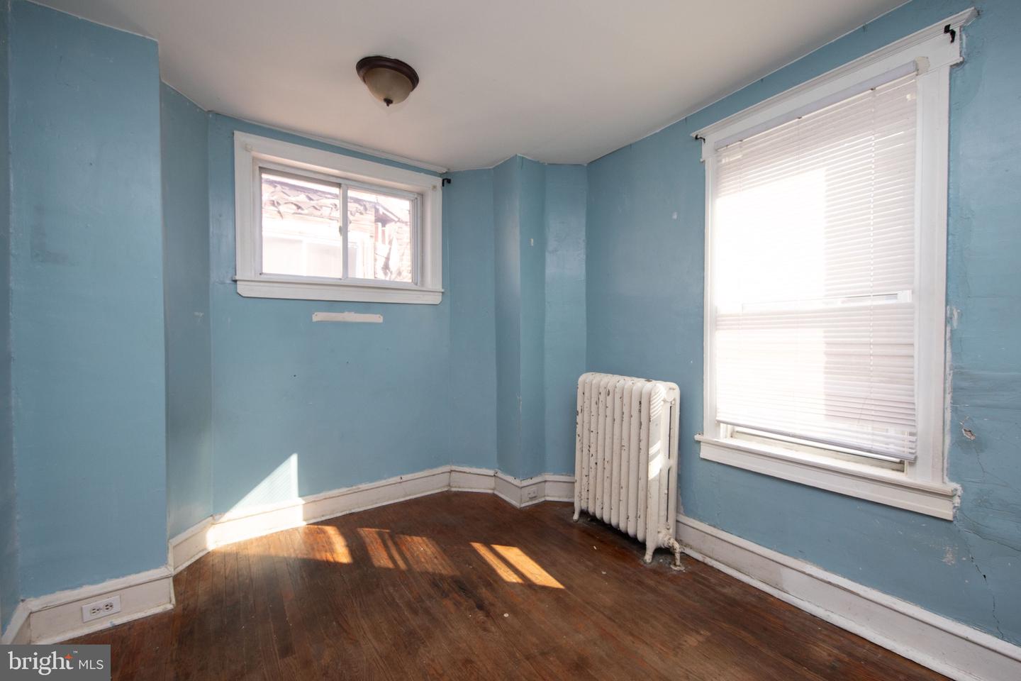 324 W Zeralda St