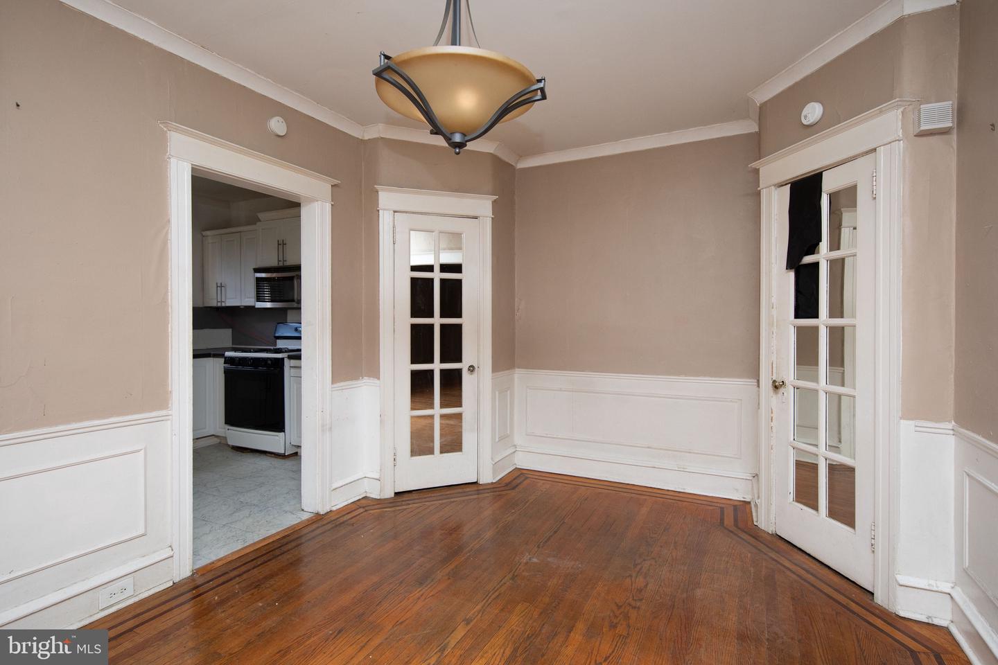 324 W Zeralda St
