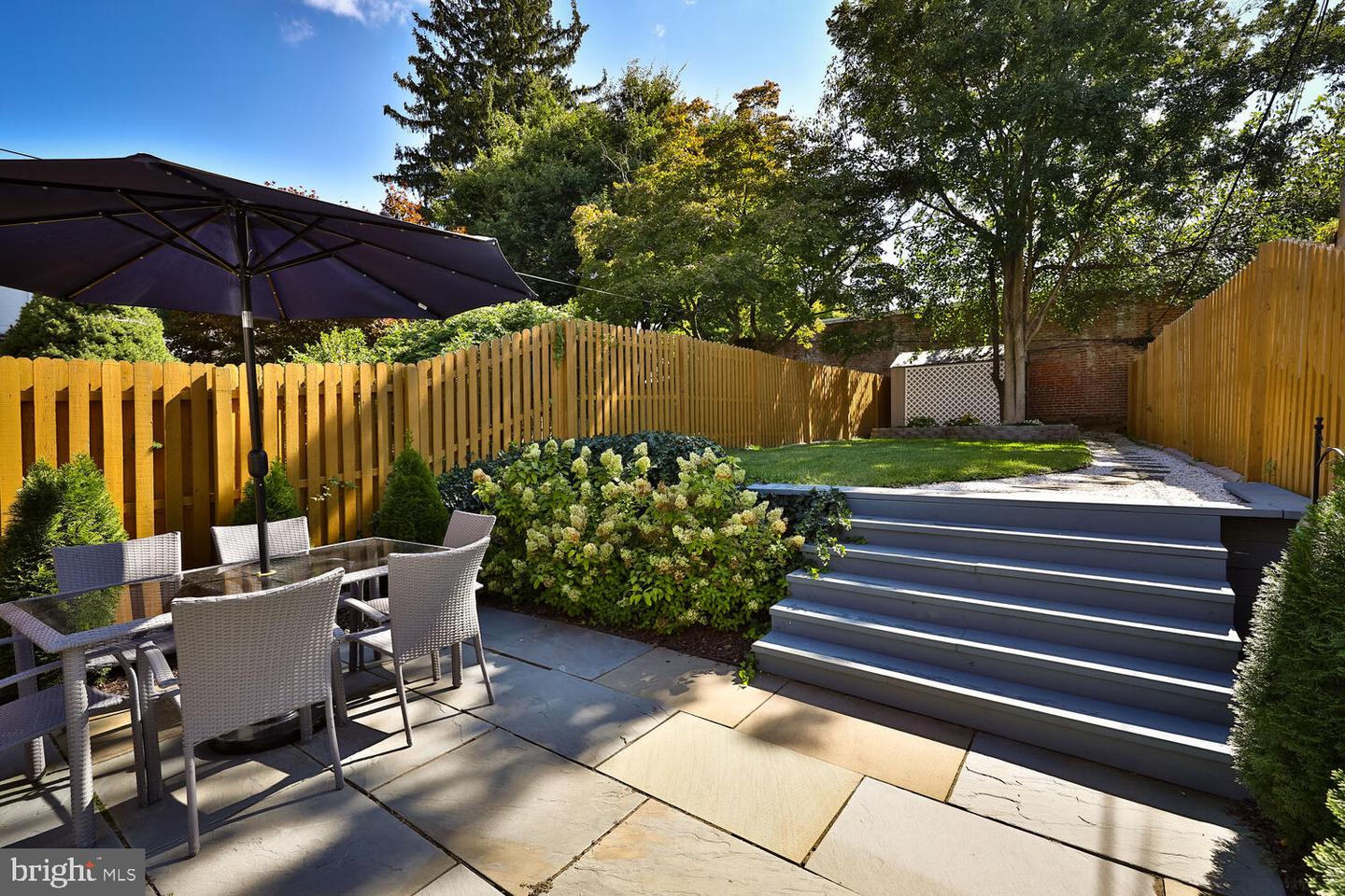 210 E Willow Grove Ave