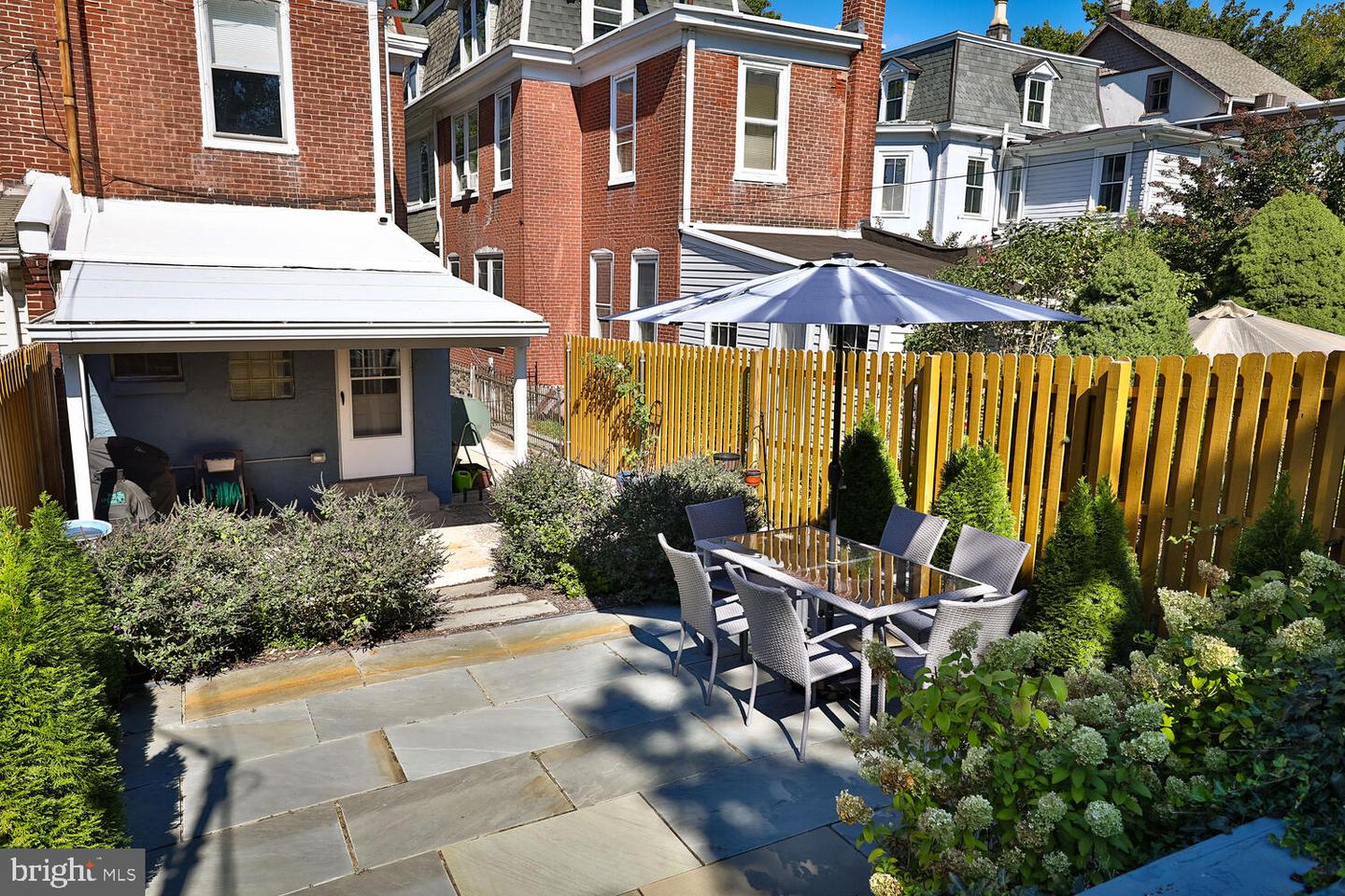 210 E Willow Grove Ave