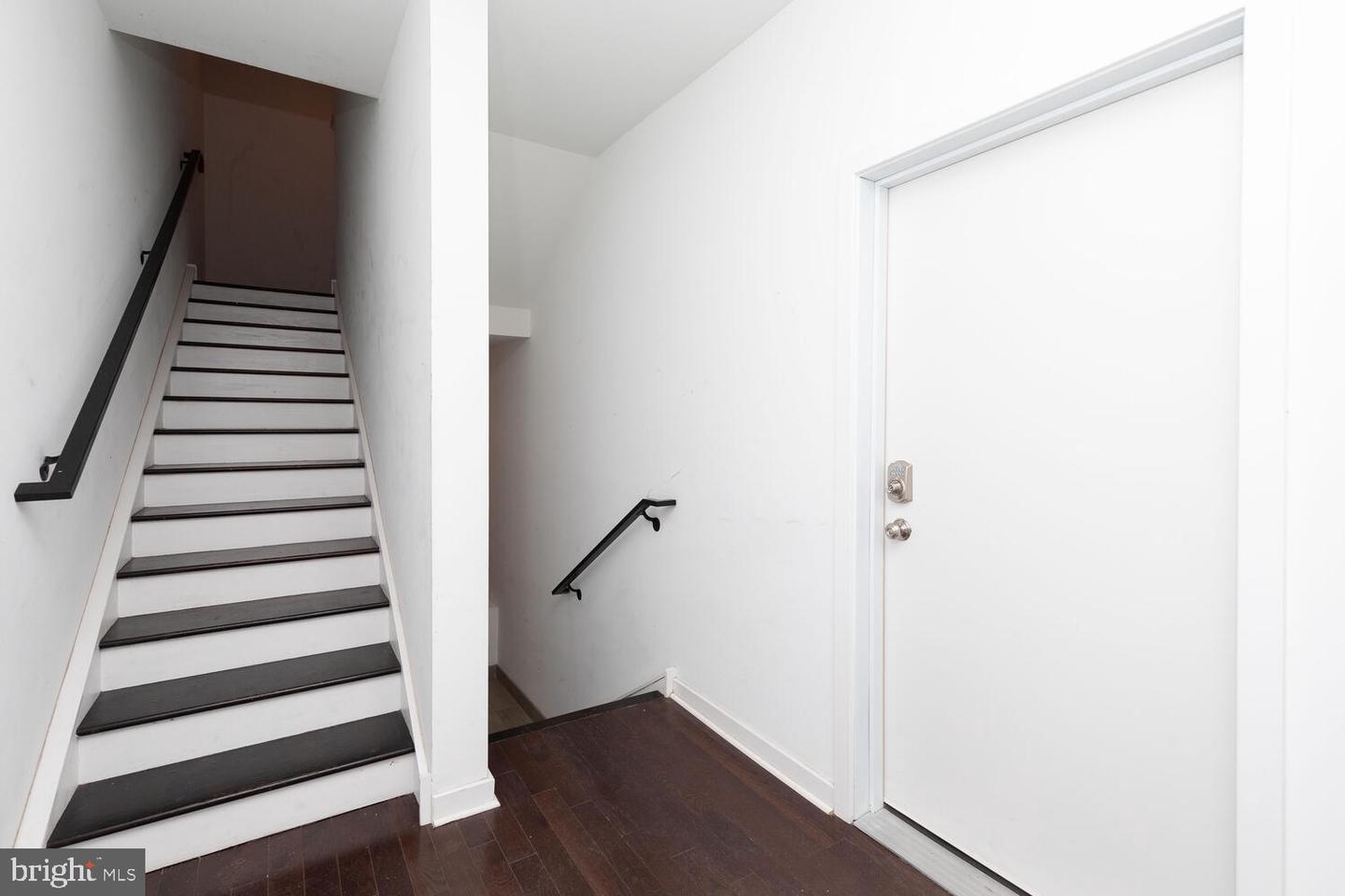 413-15 Wallace St #2e