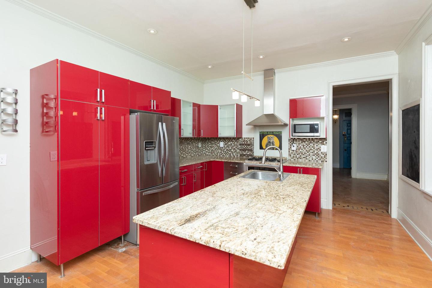 143 W School House Ln