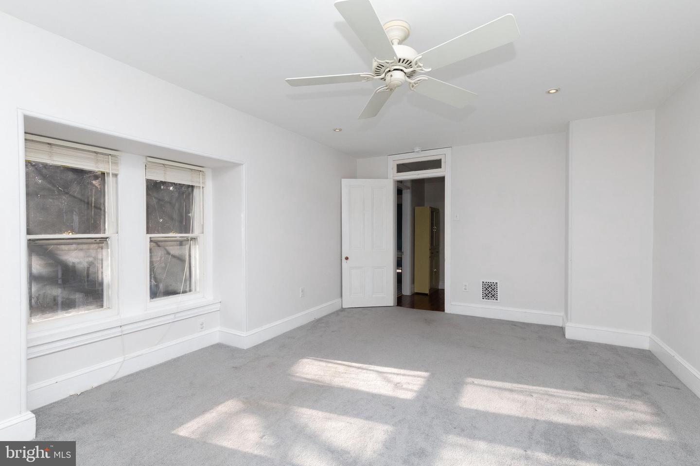 143 W School House Ln