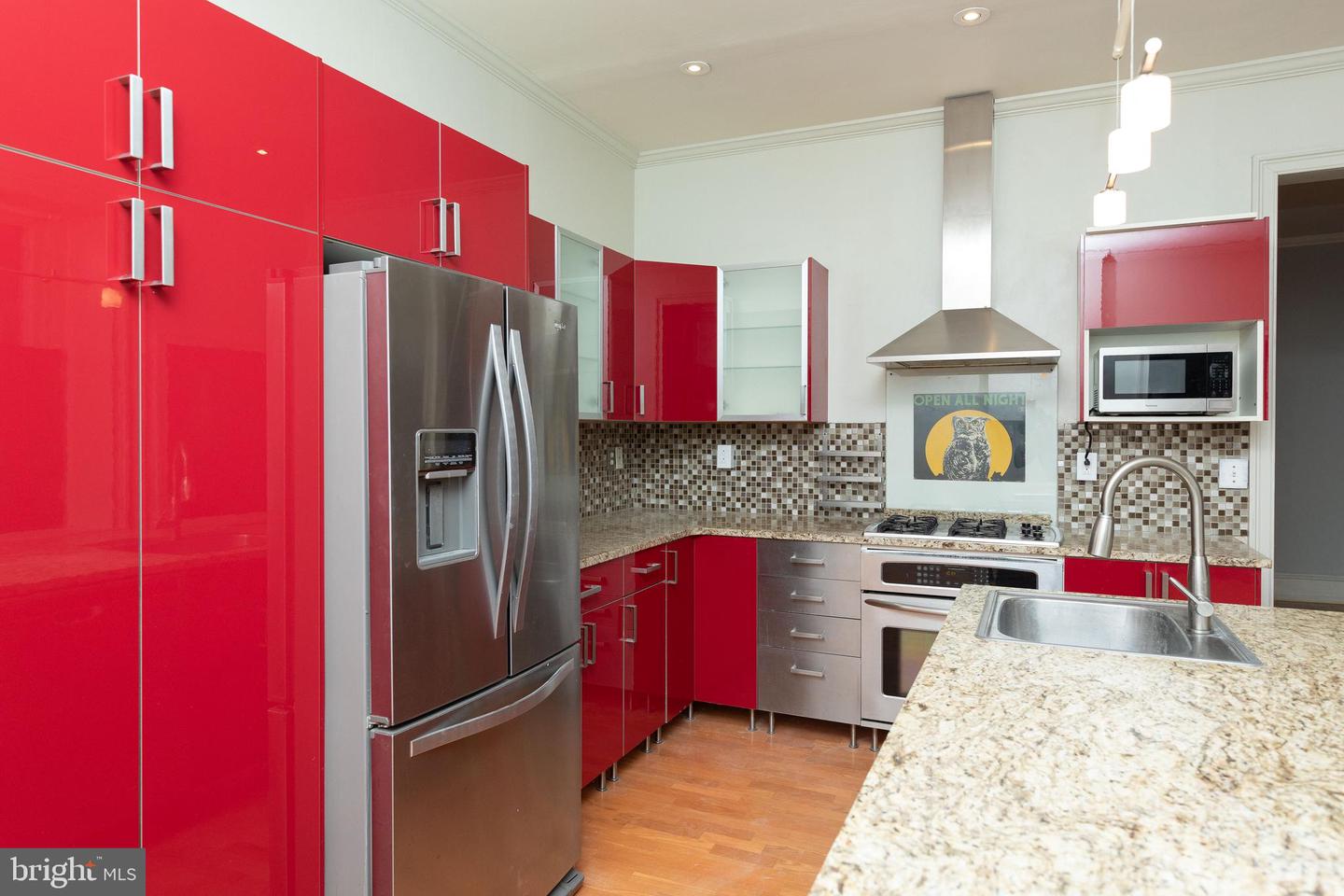 143 W School House Ln