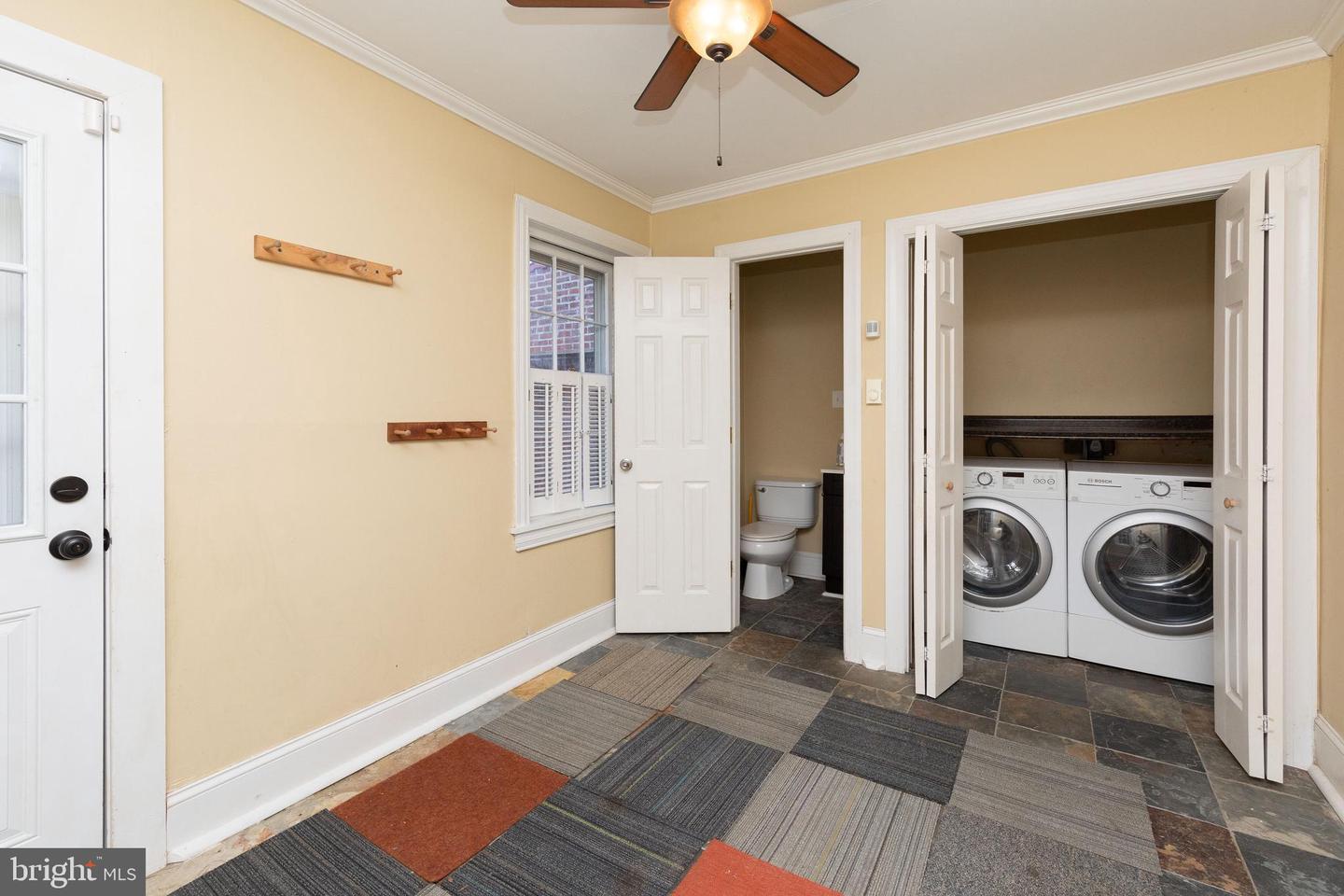143 W School House Ln