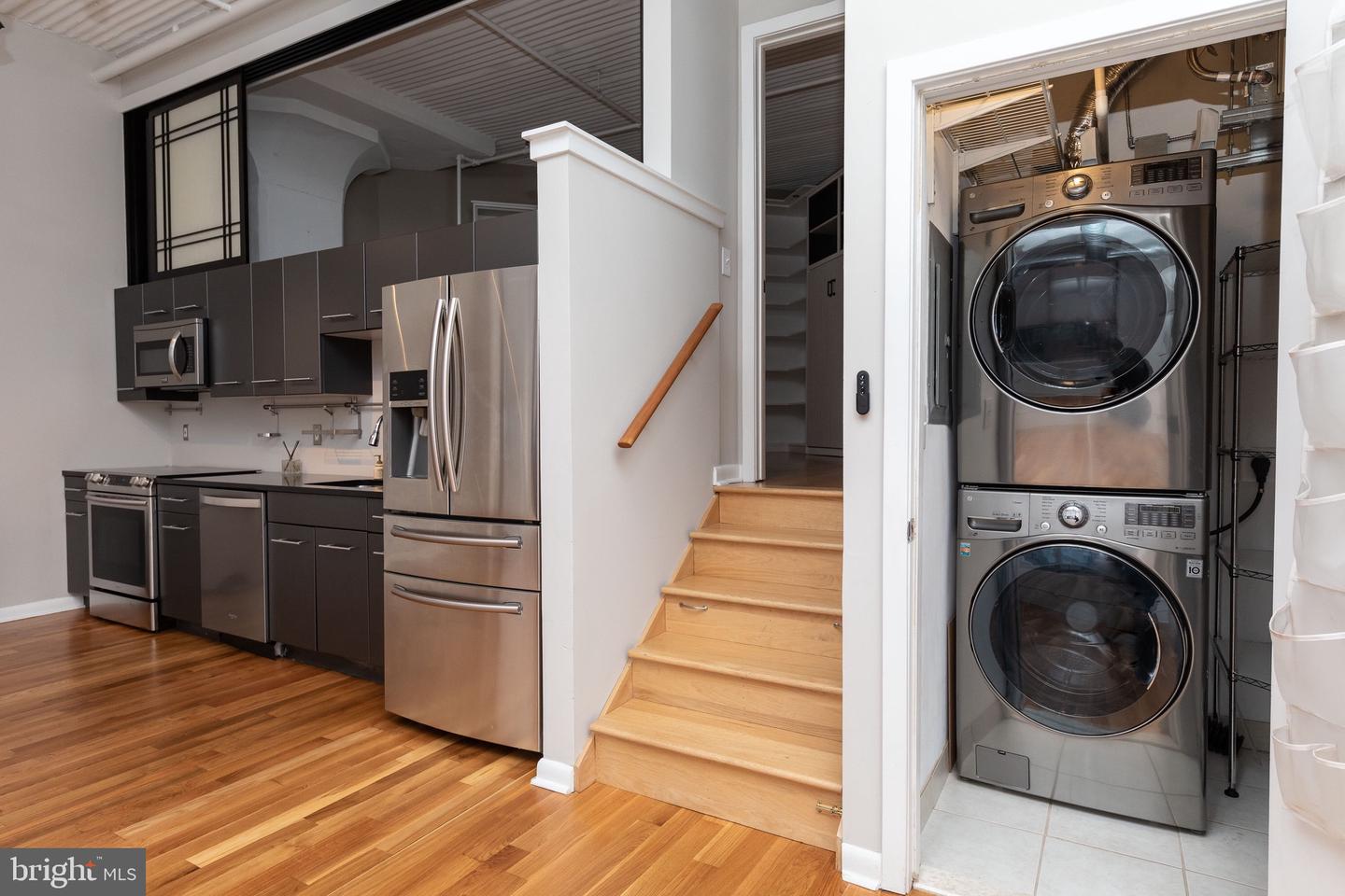 2200-28 Arch St #810