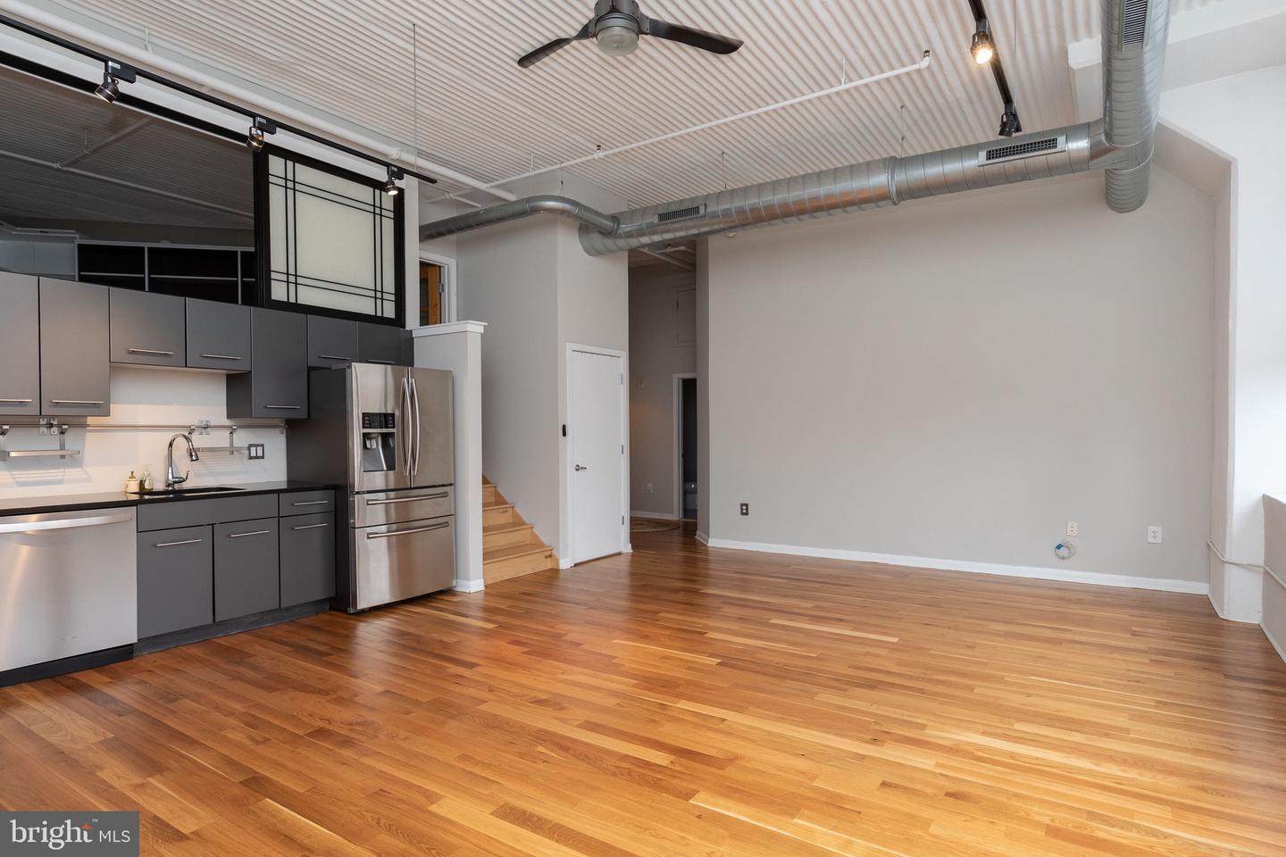 2200-28 Arch St #810