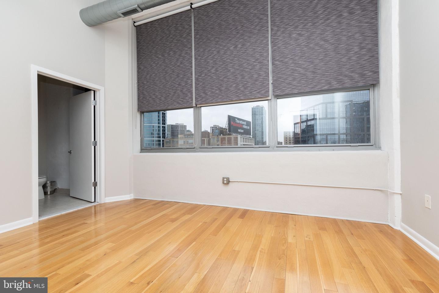 2200-28 Arch St #810