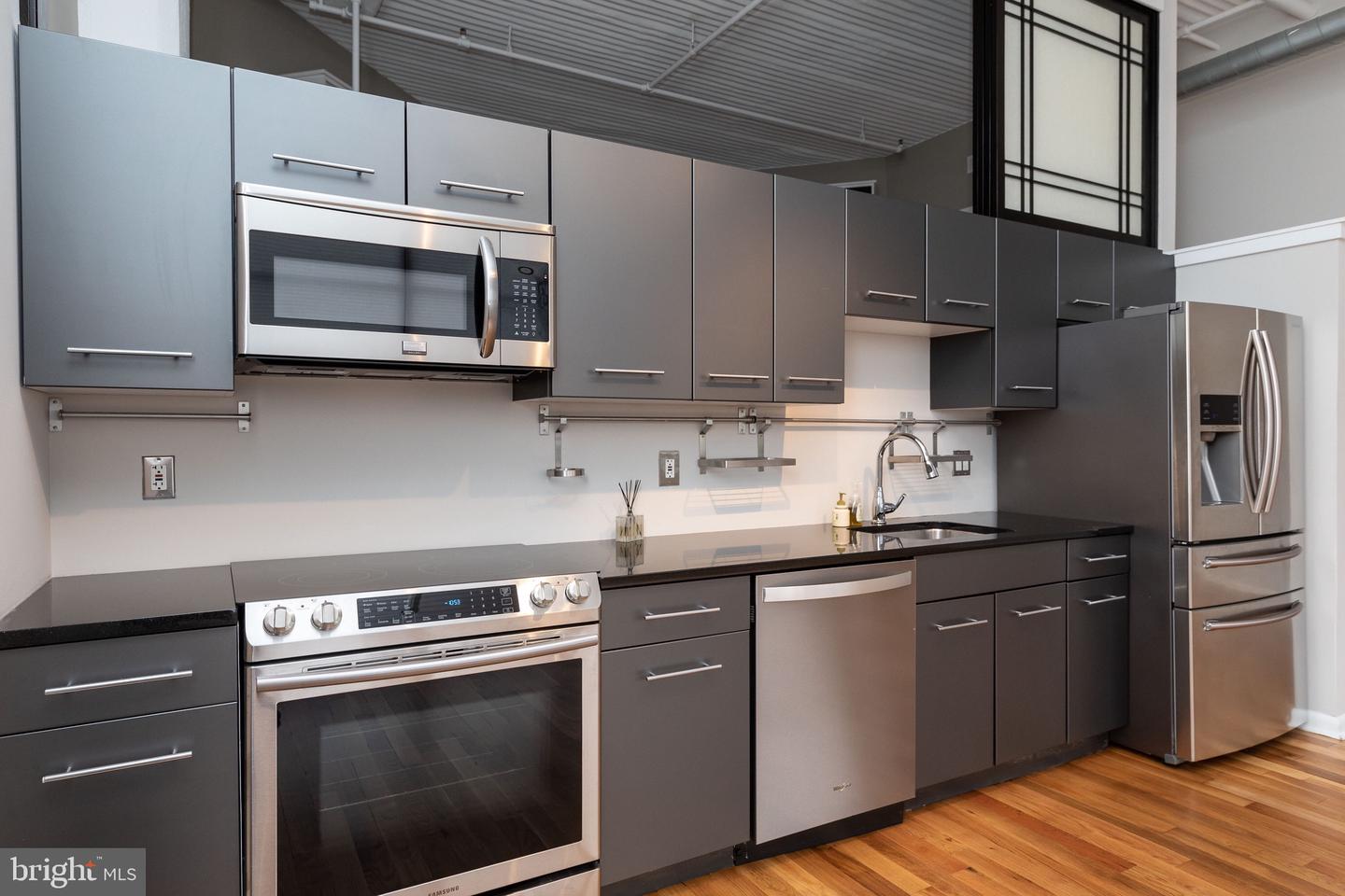 2200-28 Arch St #810