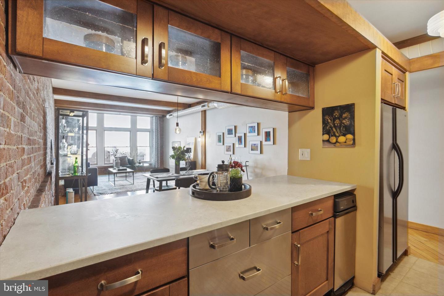 122-24 Chestnut St #301