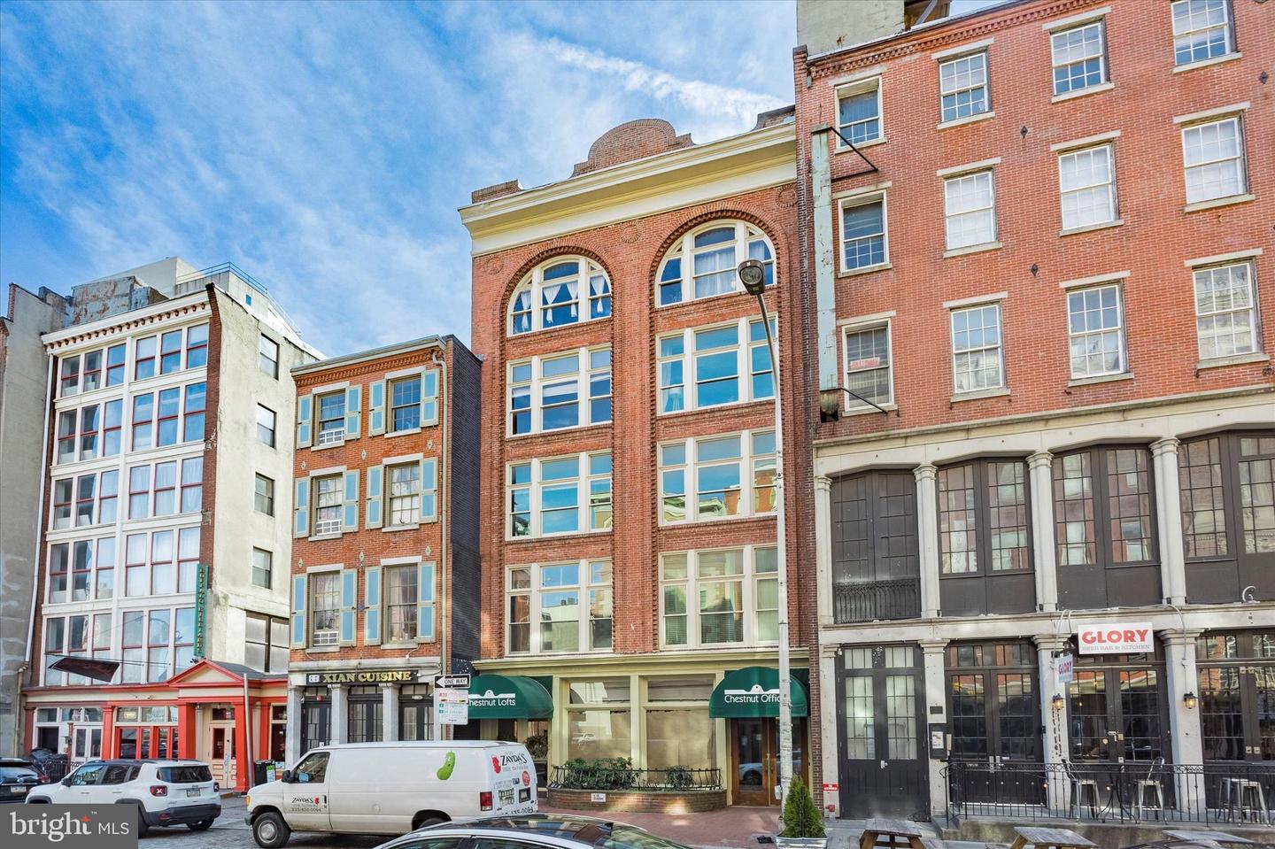 122-24 Chestnut St #301