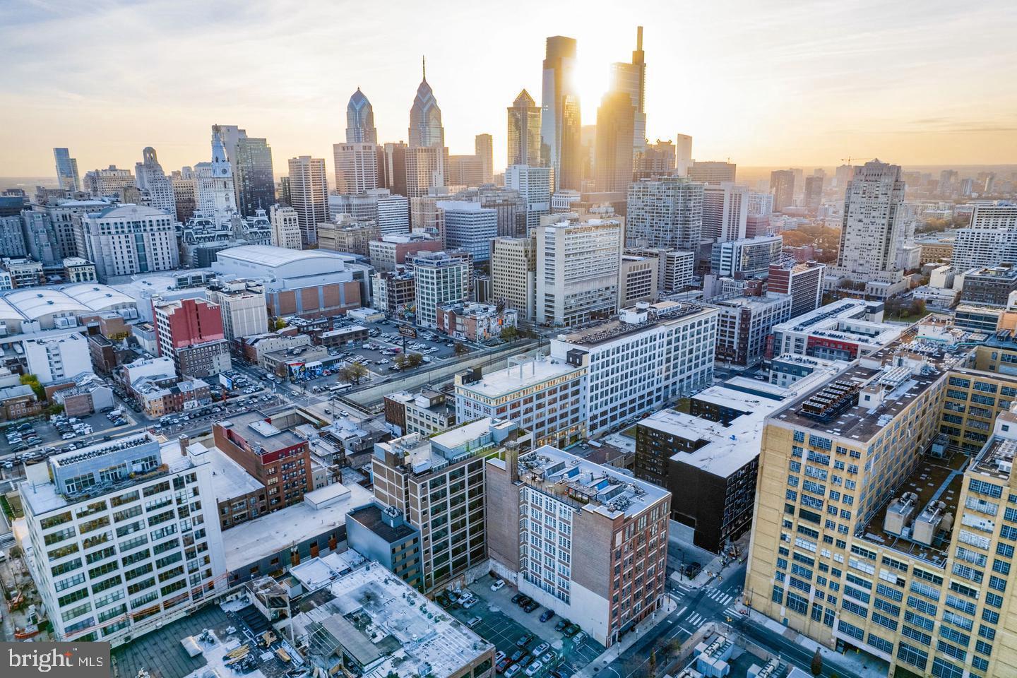 1238 Callowhill St #403