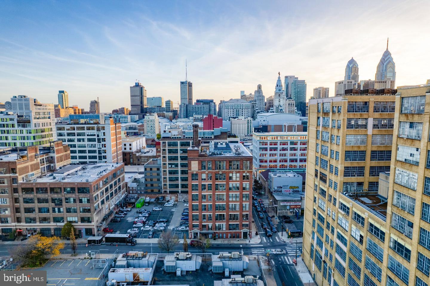 1238 Callowhill St #403