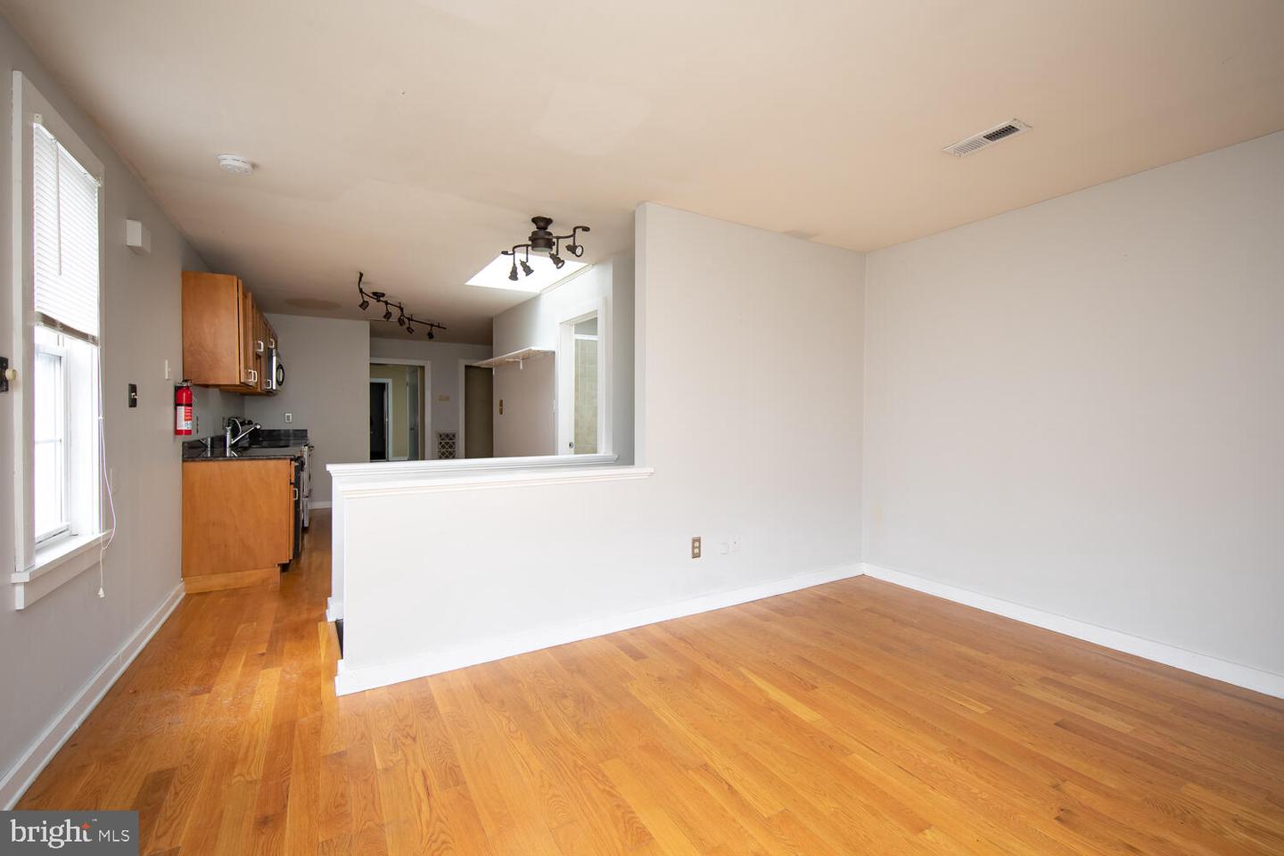 1550 E Montgomery Ave #2