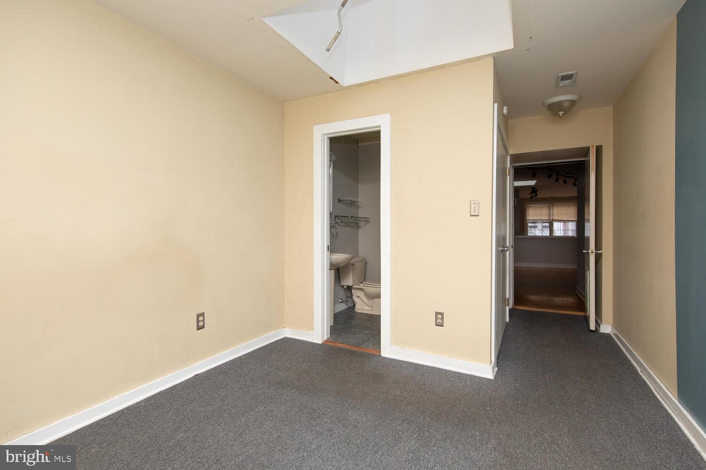 1550 E Montgomery Ave #2