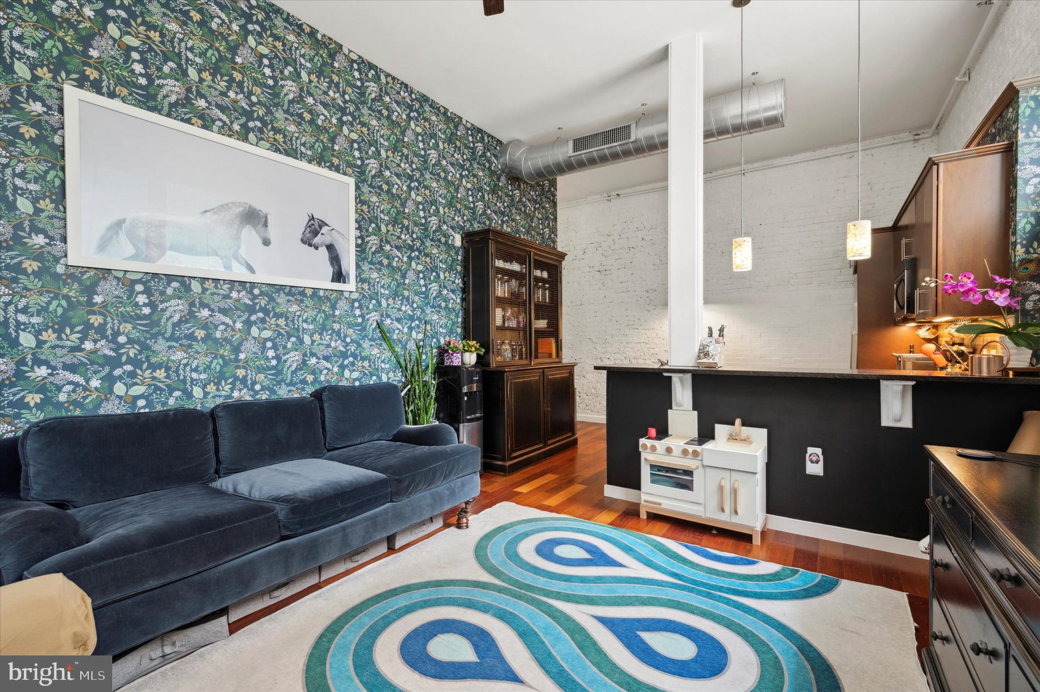 1201-15 Fitzwater St #102