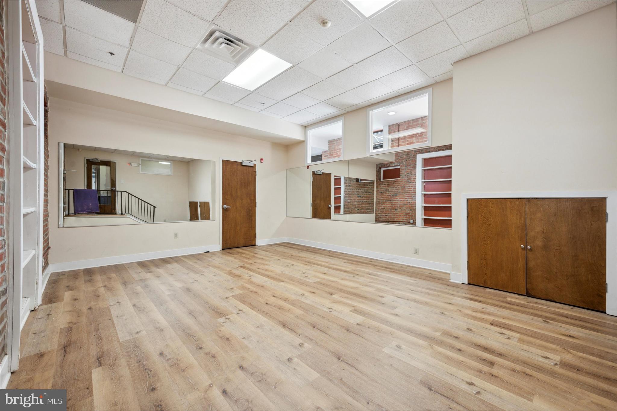 1201-15 Fitzwater St #102