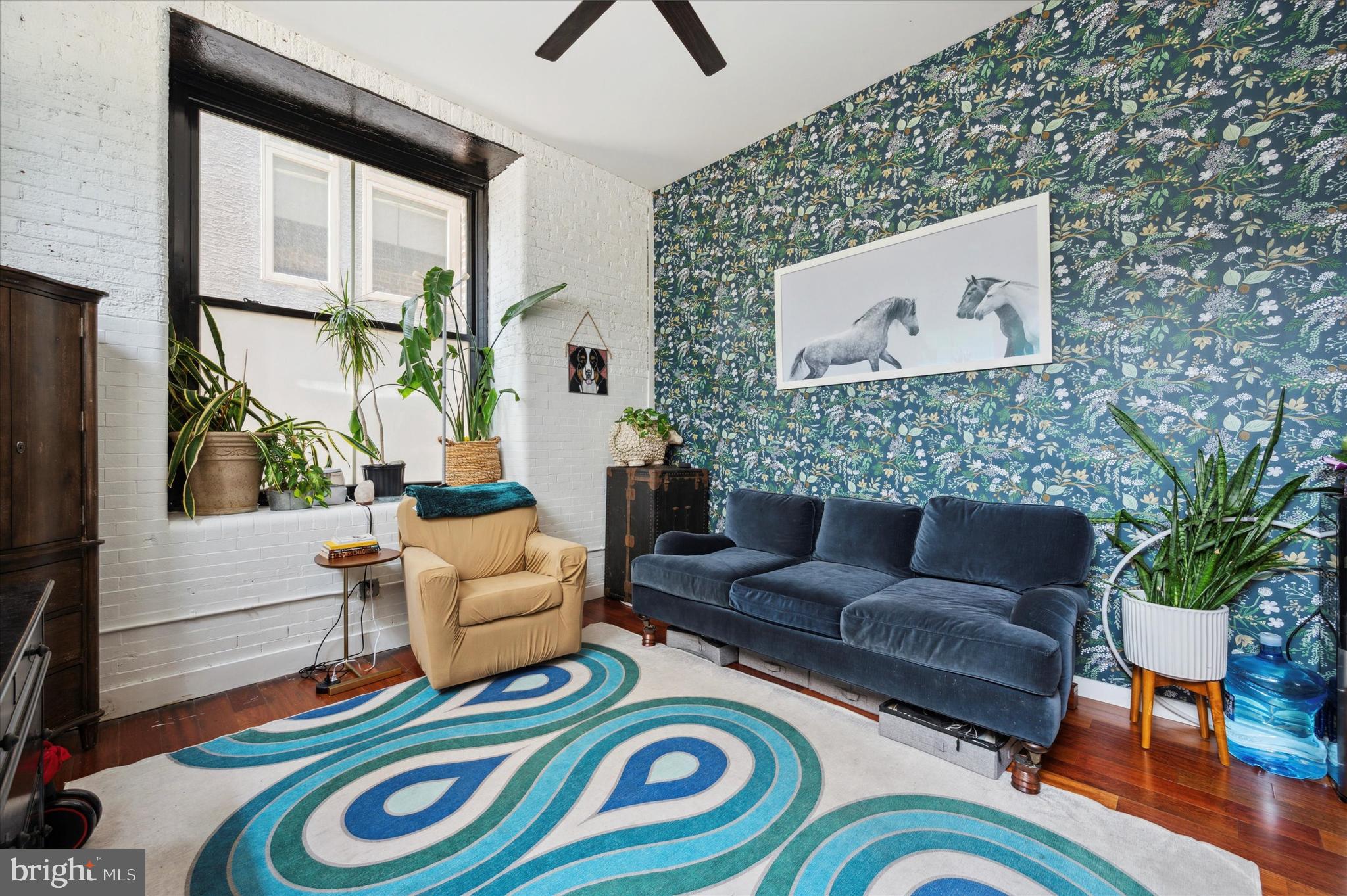 1201-15 Fitzwater St #102