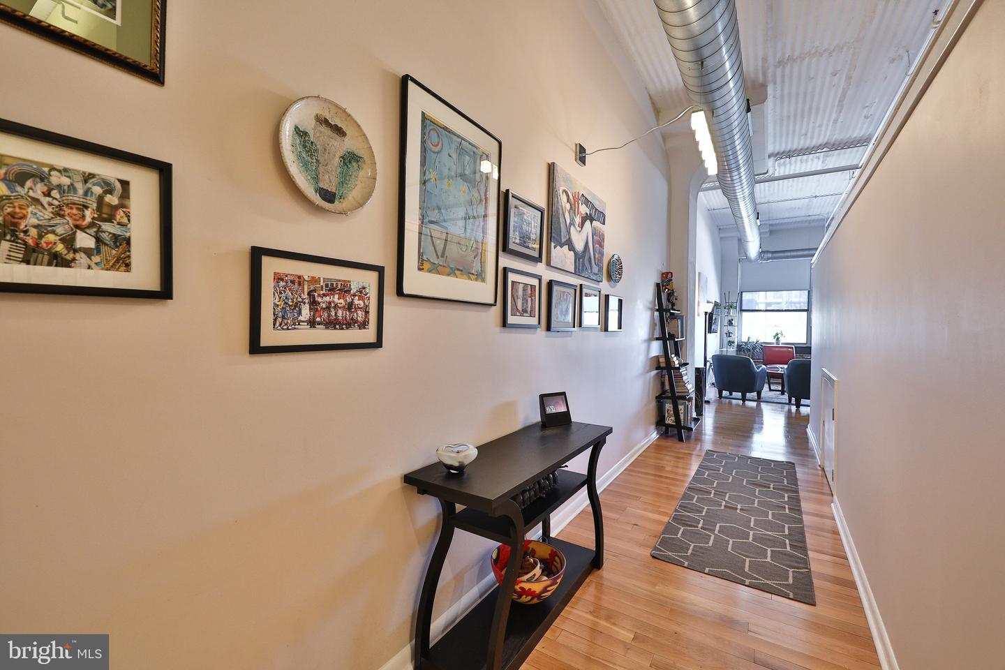 2200 Arch St #715