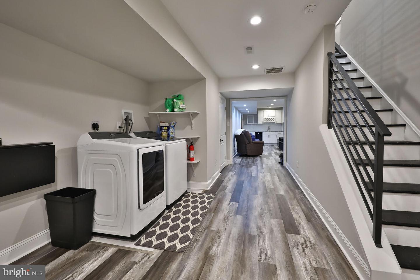 3130 W Montgomery Ave
