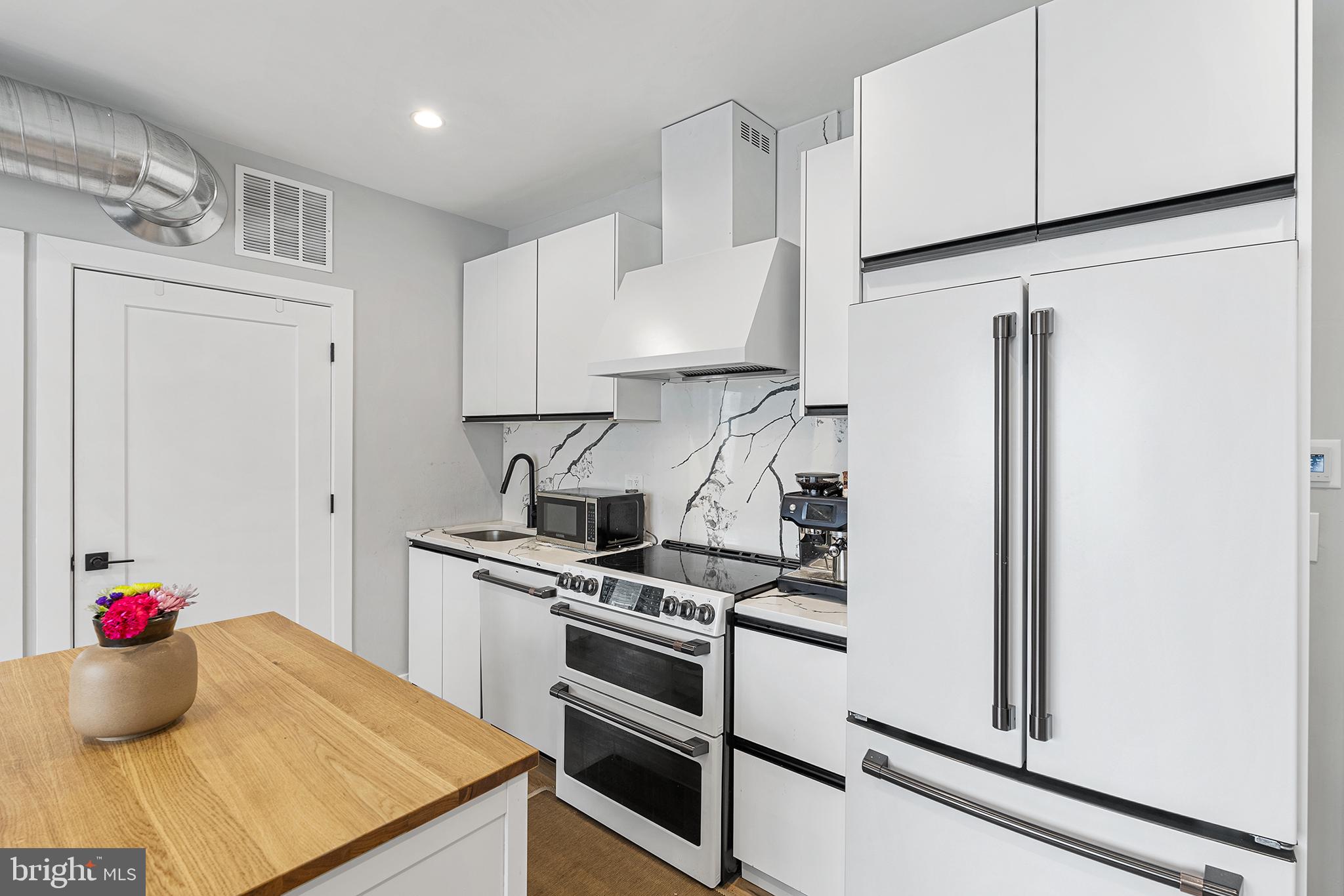 1612 Cambridge St #407