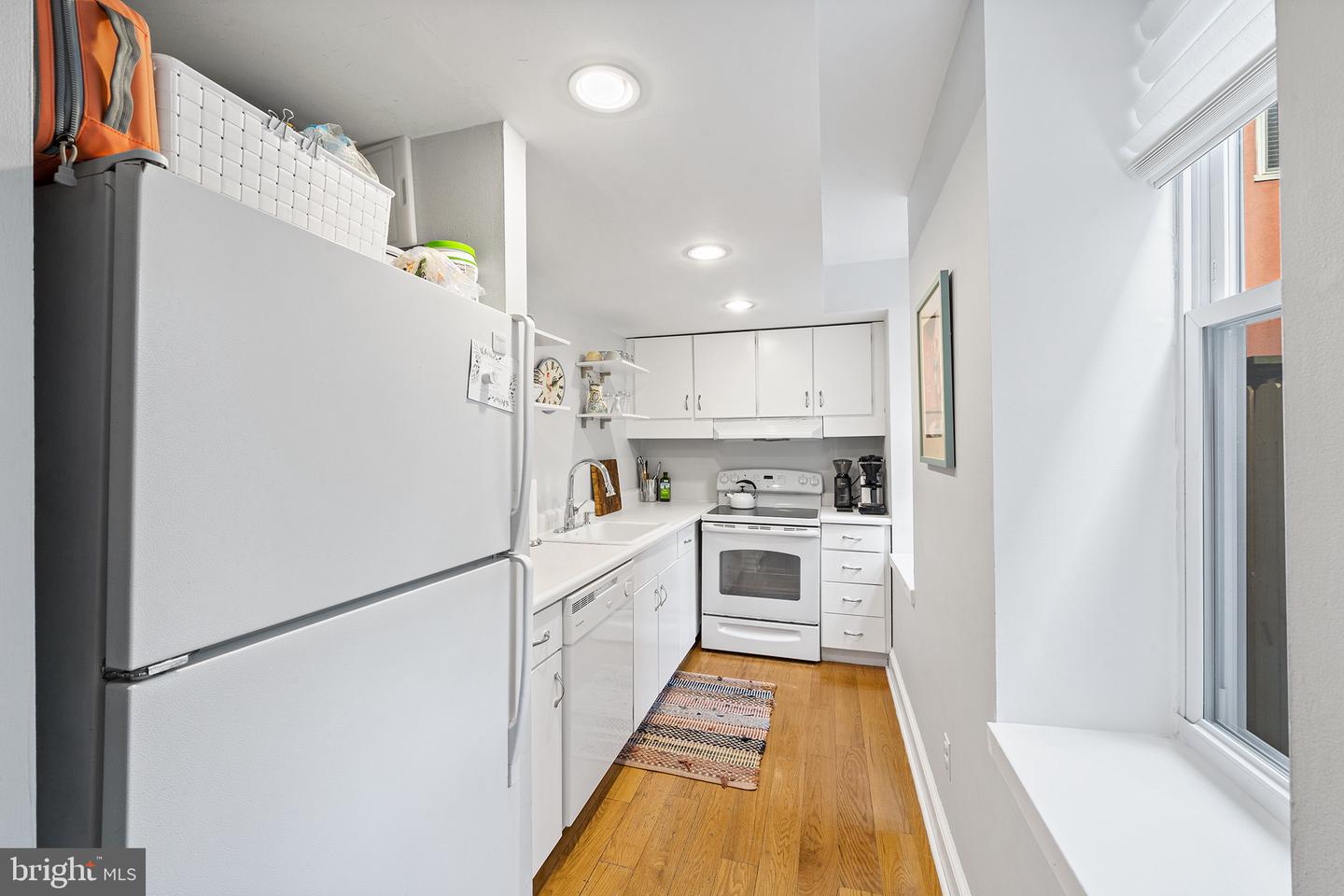746 E Passyunk Ave #B