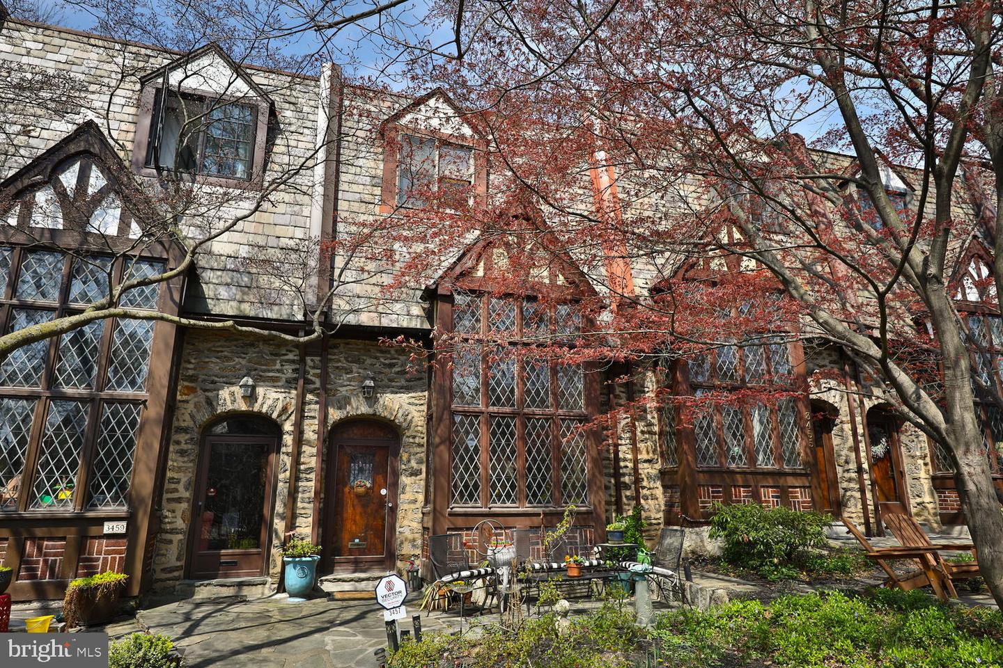 3457 Midvale Ave