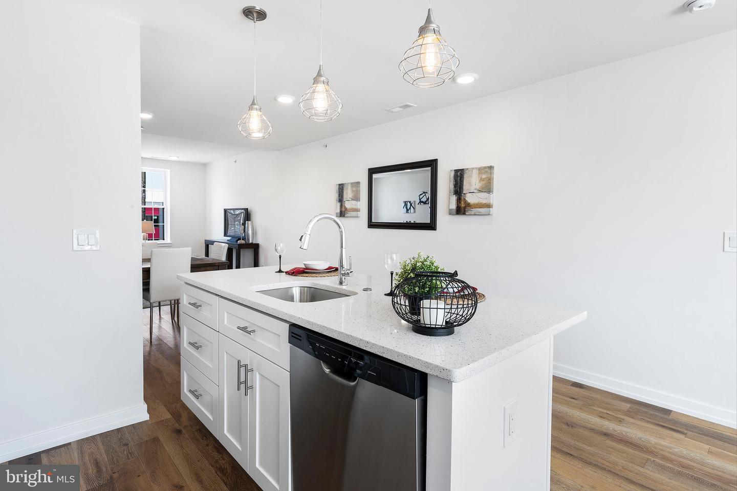 2529-35 Frankford Ave #8