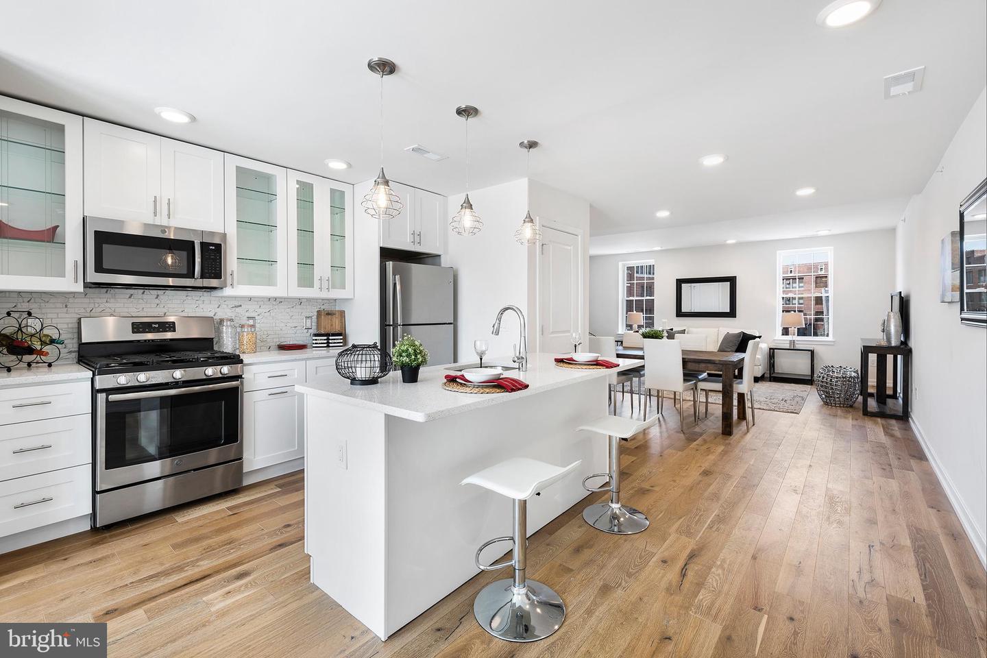 2529-35 Frankford Ave #8