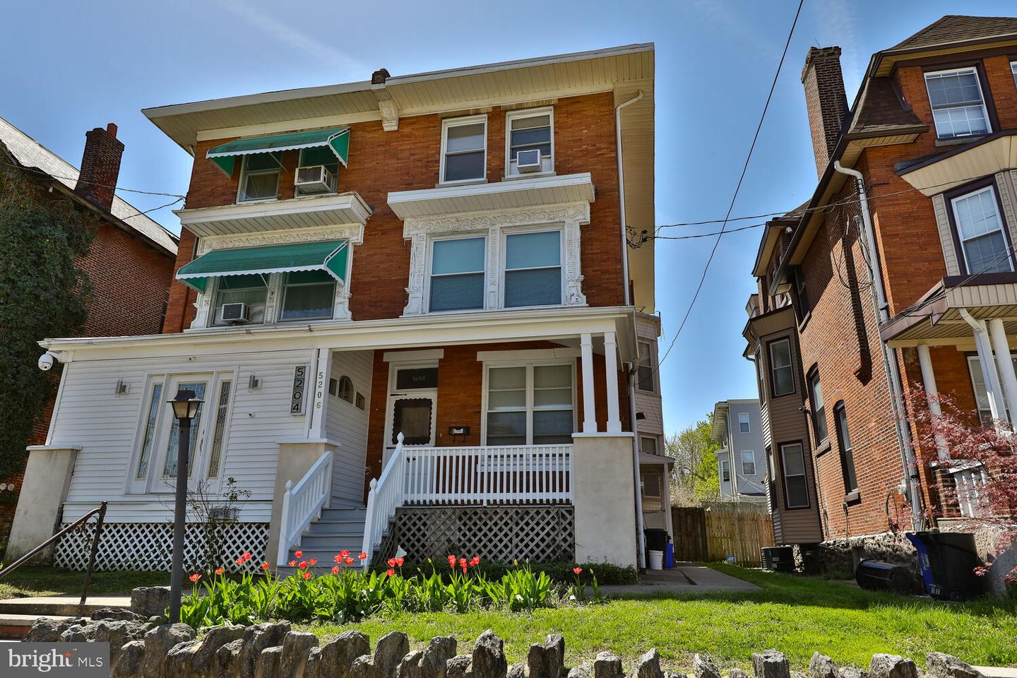 5206 Morris St