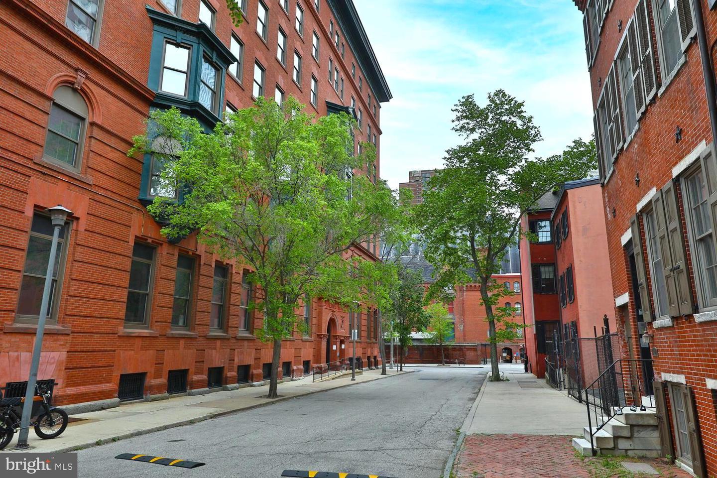 411 S Carlisle St #2