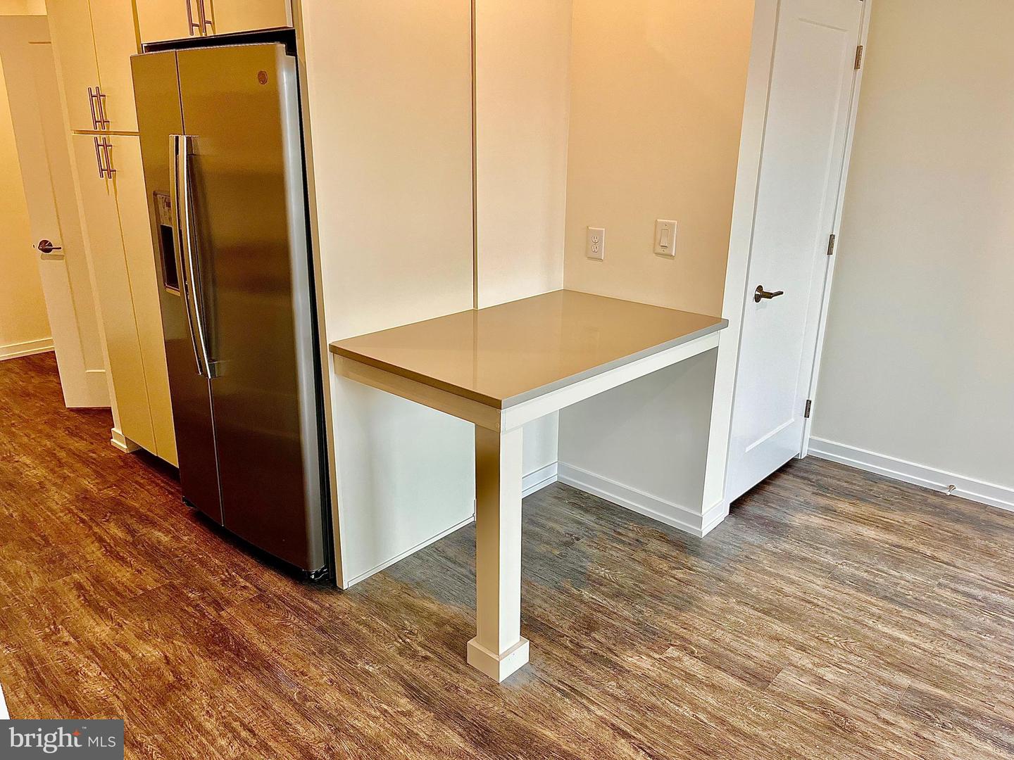 2077 Ridge Ave #1207